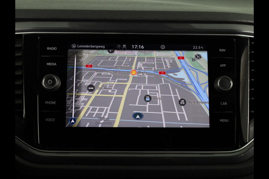 Volkswagen T-Roc 1.5 TSI Sport | Navigatie | Parkeer Sensoren |