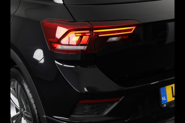 Volkswagen T-Roc 1.5 TSI Sport | Navigatie | Parkeer Sensoren |