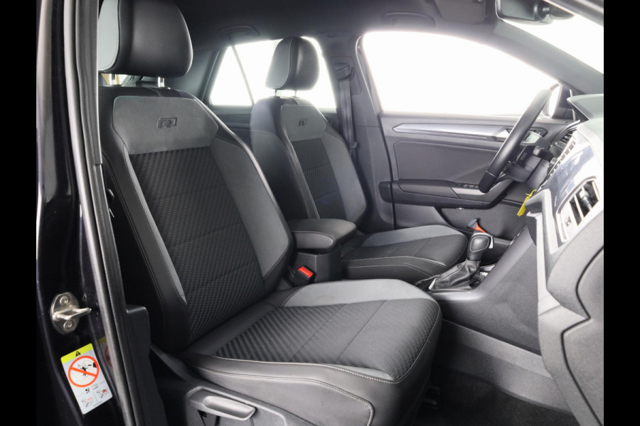 Volkswagen T-Roc 1.5 TSI Sport | Navigatie | Parkeer Sensoren |