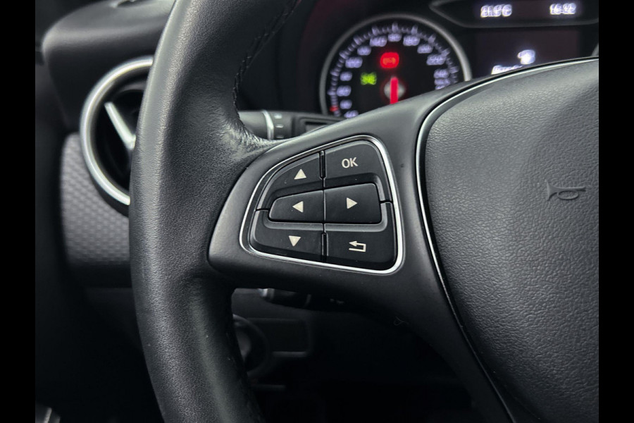 Mercedes-Benz A-Klasse 160 Ambition (NL-auto, Goed onderH, Navi Groot, Carplay, Parkeersensoren V+A, Led, Etc)