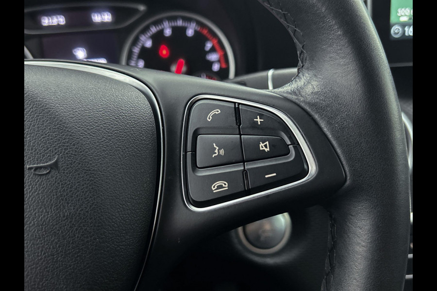 Mercedes-Benz A-Klasse 160 Ambition (NL-auto, Goed onderH, Navi Groot, Carplay, Parkeersensoren V+A, Led, Etc)
