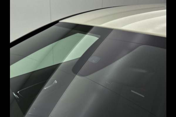 Mercedes-Benz A-Klasse 160 Ambition (NL-auto, Goed onderH, Navi Groot, Carplay, Parkeersensoren V+A, Led, Etc)