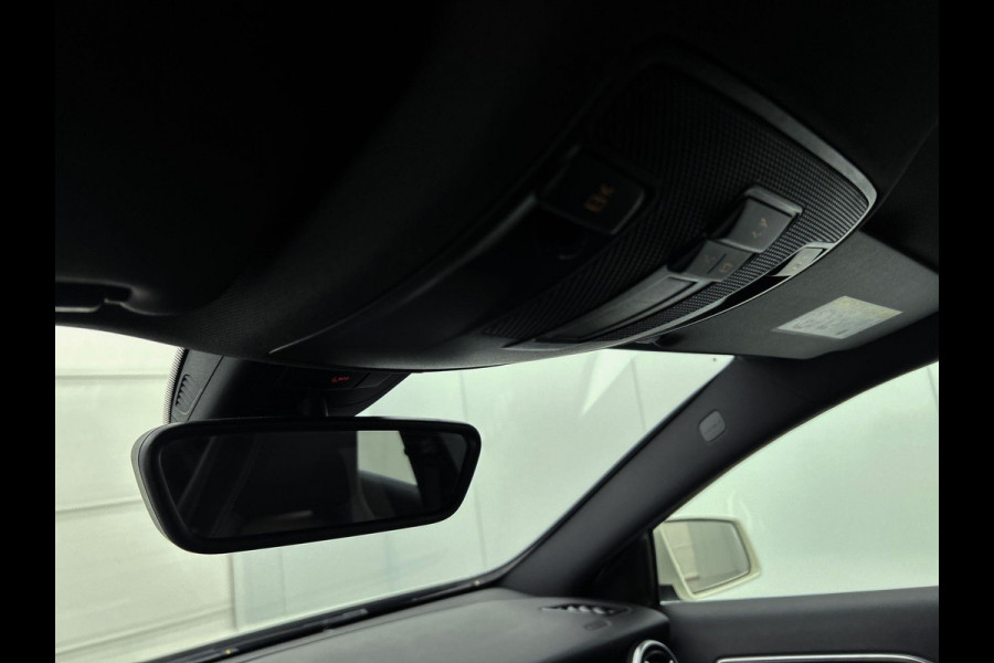 Mercedes-Benz A-Klasse 160 Ambition (NL-auto, Goed onderH, Navi Groot, Carplay, Parkeersensoren V+A, Led, Etc)