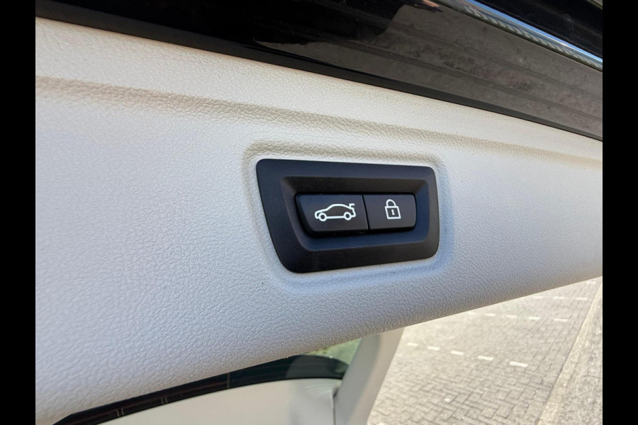 BMW 3 Serie Touring 330e High Executive Sportline / panorama