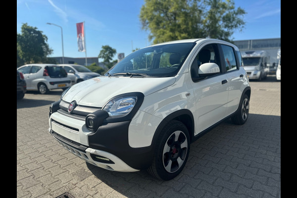 Fiat Panda 1.0 Hybrid Cross MY22 CITY PLUS (RIJKLAARPRIJS/BOVAG)