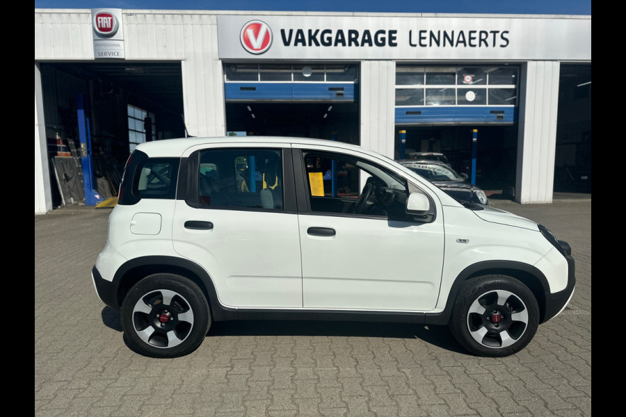 Fiat Panda 1.0 Hybrid Cross MY22 CITY PLUS (RIJKLAARPRIJS/BOVAG)