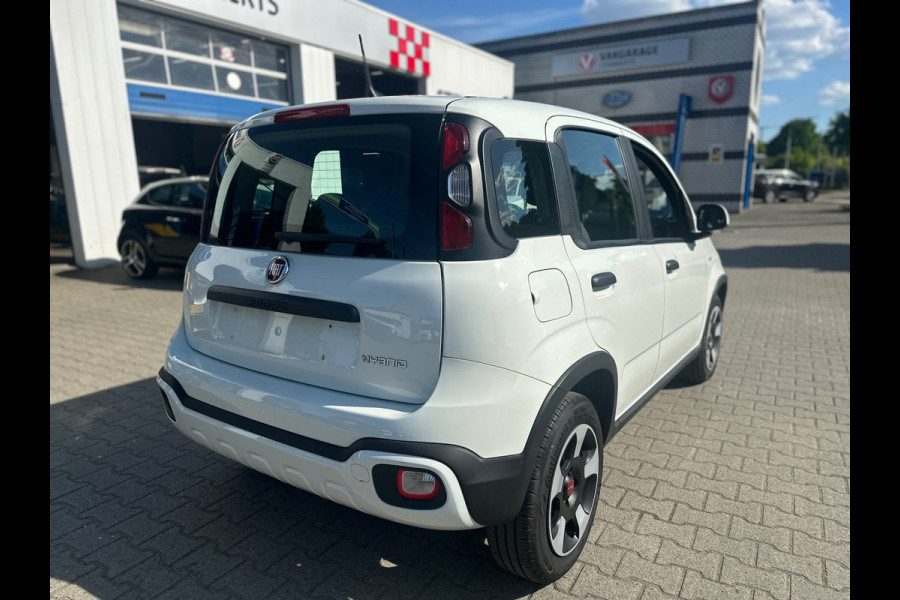 Fiat Panda 1.0 Hybrid Cross MY22 CITY PLUS (RIJKLAARPRIJS/BOVAG)