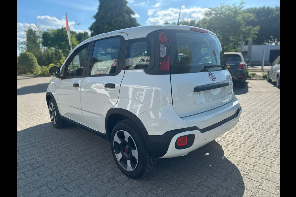 Fiat Panda 1.0 Hybrid Cross MY22 CITY PLUS (RIJKLAARPRIJS/BOVAG)