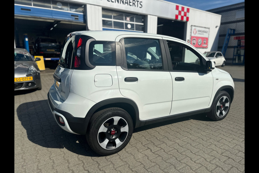 Fiat Panda 1.0 Hybrid Cross MY22 CITY PLUS (RIJKLAARPRIJS/BOVAG)