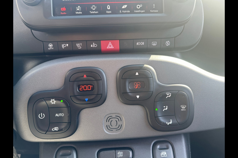 Fiat Panda 1.0 Hybrid Cross MY22 CITY PLUS (RIJKLAARPRIJS/BOVAG)