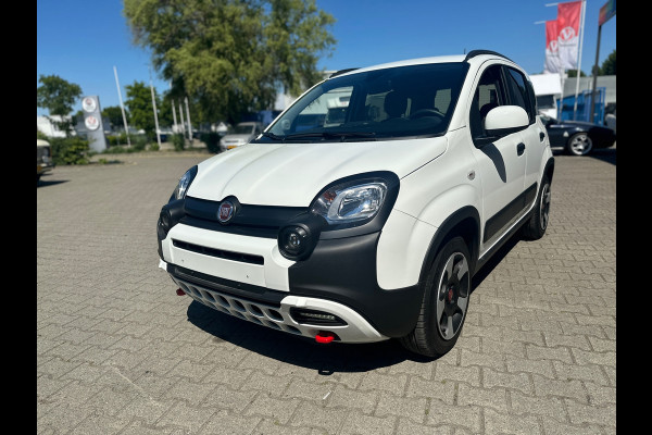 Fiat Panda 1.0 Hybrid Cross (BOVAG/RIJKLAARPRIJS)
