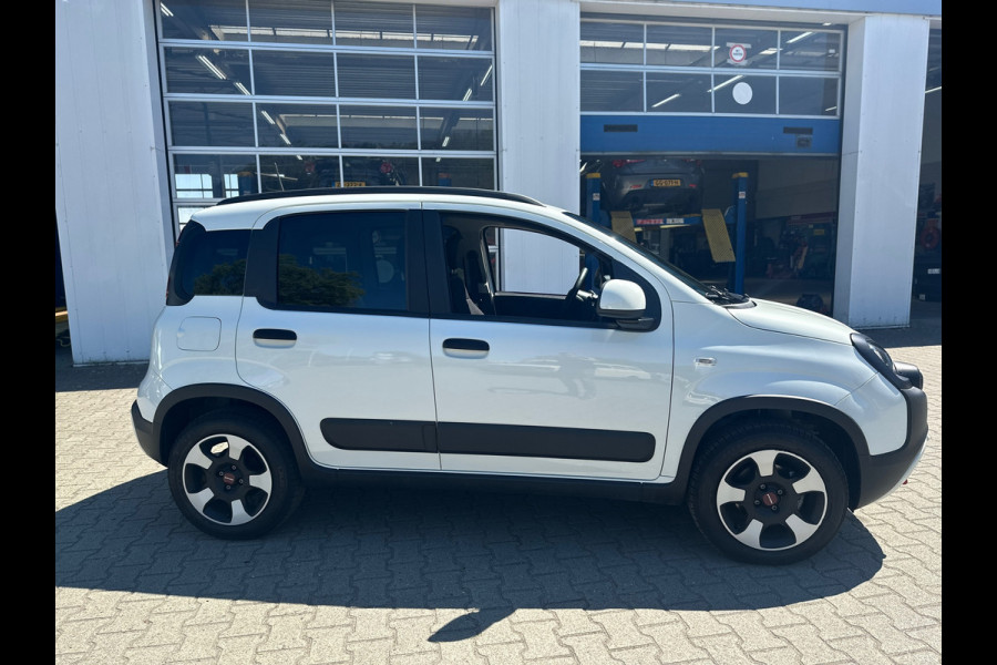 Fiat Panda 1.0 Hybrid Cross (BOVAG/RIJKLAARPRIJS)