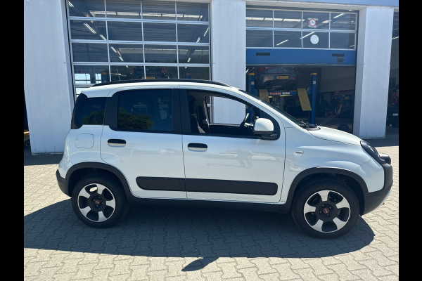 Fiat Panda 1.0 Hybrid Cross (BOVAG/RIJKLAARPRIJS)