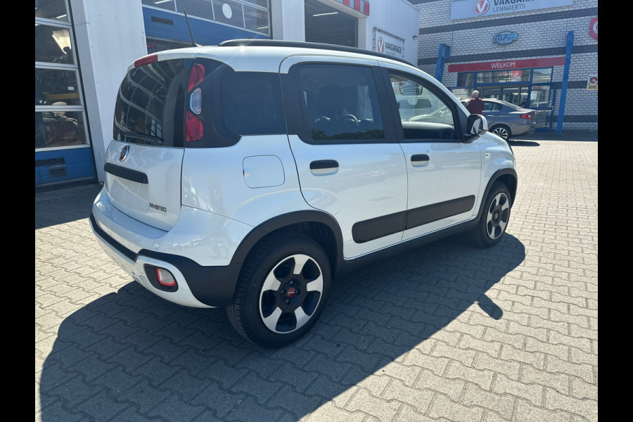 Fiat Panda 1.0 Hybrid Cross (BOVAG/RIJKLAARPRIJS)