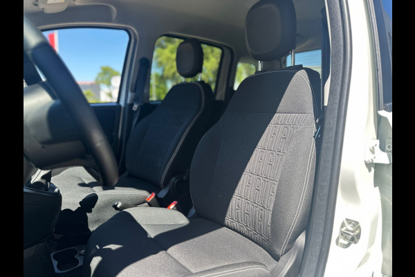 Fiat Panda 1.0 Hybrid Cross (BOVAG/RIJKLAARPRIJS)