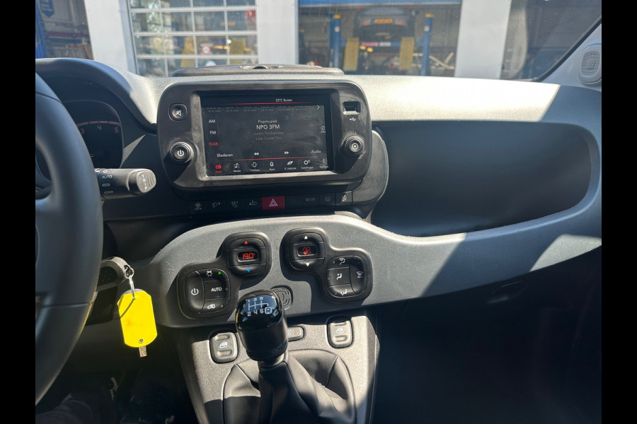 Fiat Panda 1.0 Hybrid Cross (BOVAG/RIJKLAARPRIJS)