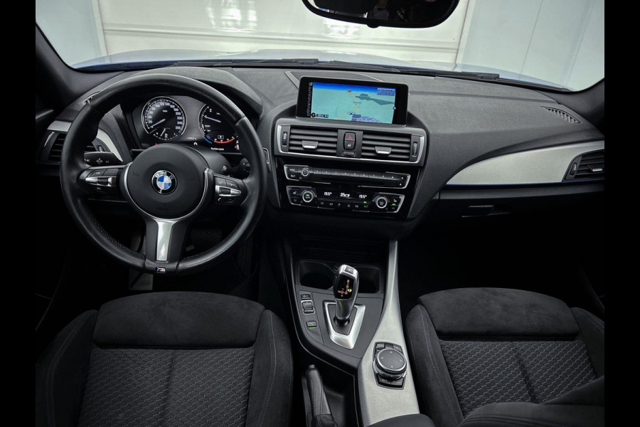 BMW 1-serie 118i Edition M Sport Shadow High Executive(Navi Prof, StoelV, Parkeersensoren V+A, Cruise Con, Etc)