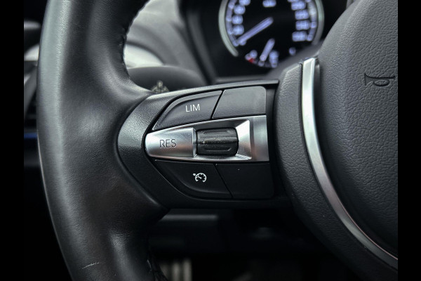 BMW 1-serie 118i Edition M Sport Shadow High Executive(Navi Prof, StoelV, Parkeersensoren V+A, Cruise Con, Etc)
