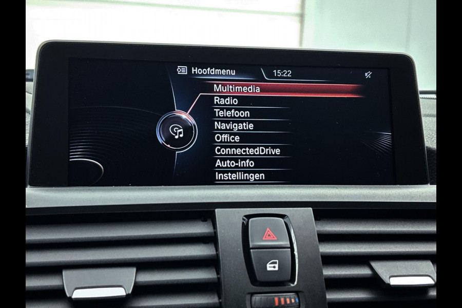 BMW 1-serie 118i Edition M Sport Shadow High Executive(Navi Prof, StoelV, Parkeersensoren V+A, Cruise Con, Etc)