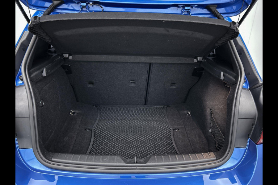 BMW 1-serie 118i Edition M Sport Shadow High Executive(Navi Prof, StoelV, Parkeersensoren V+A, Cruise Con, Etc)