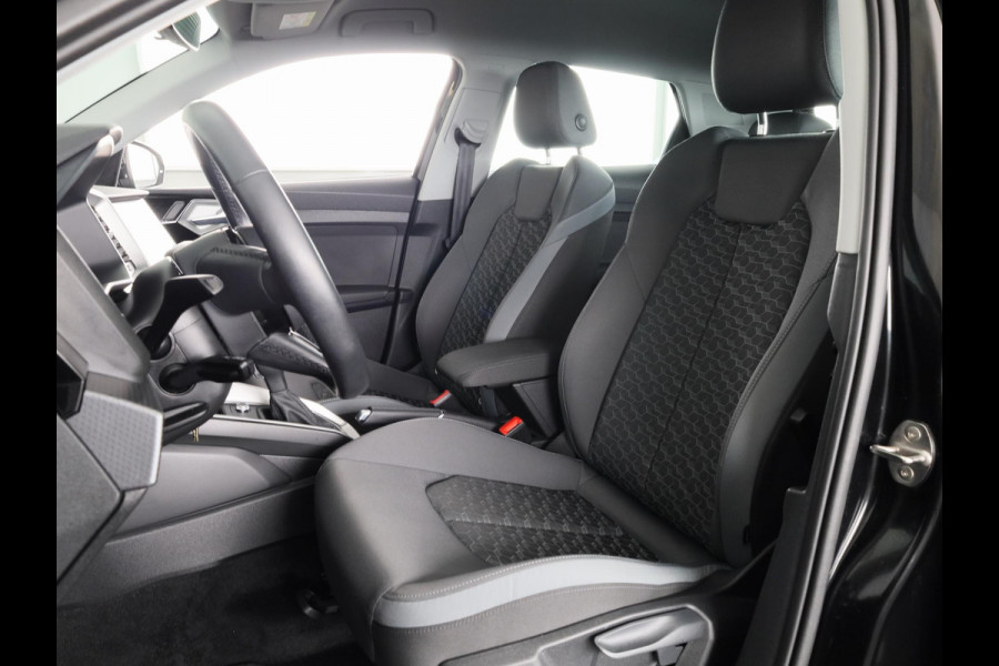 Audi A1 Sportback 25 TFSI Advanced edition 95pk S-tronic| Navigatie via App | Parkeersensoren voor en achter | Climatronic
