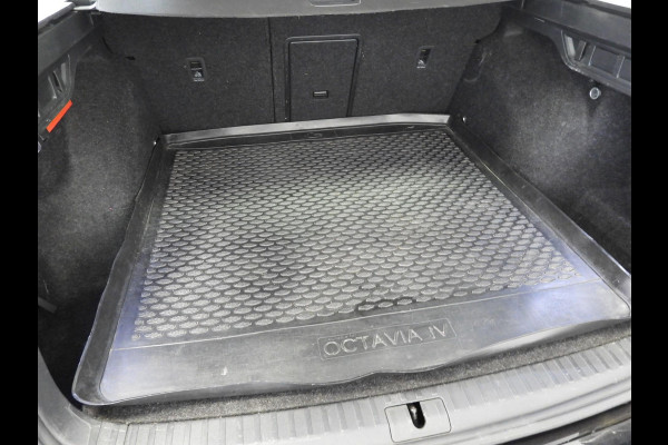 Škoda Octavia Combi 1.0 e-TSI Aut. Business Edition NAVI/ADAPT.CRUISE/TREKHAAK/LED/17"LMV!