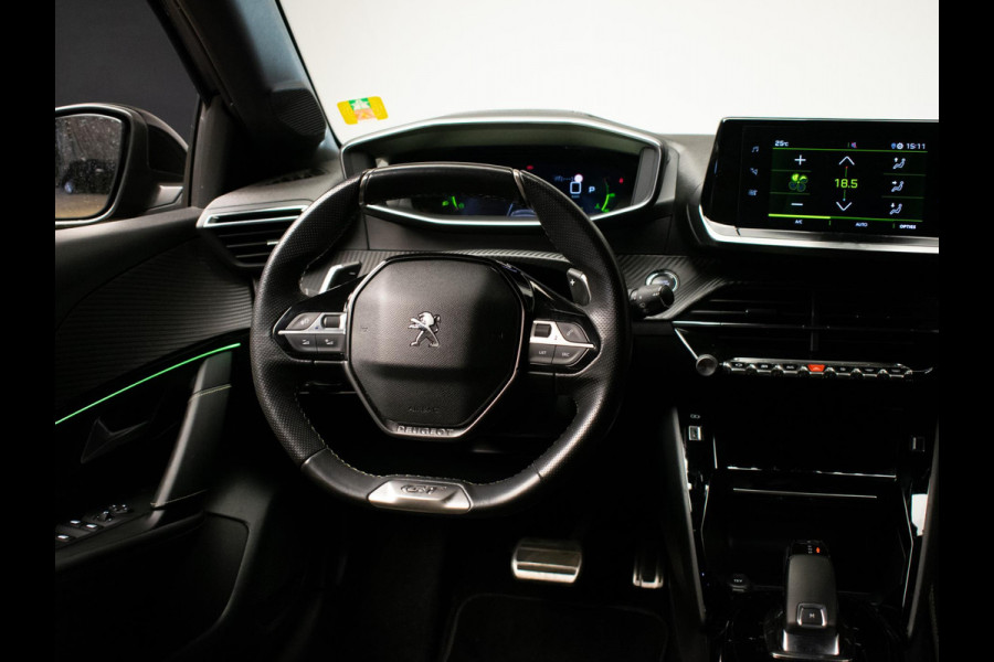 Peugeot 208 1.2 PureTech GT-Line (APPLE CARPLAY,NAVI,LED,SPORTSTOELEN,SFEER,CRUISE,CLIMATE,GETINT,CAMERA,3DVIEW,PDC,NETTESTAAT)