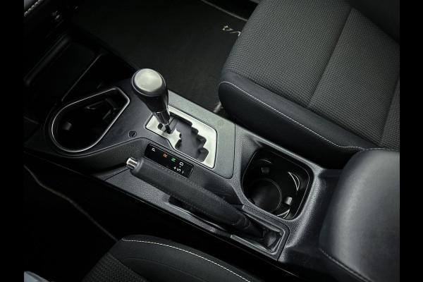 Toyota RAV4 2.5 Hybrid AWD Style(Perfect onderH, Navi, Camera, Parkeersensoren V+A, Cruise Con, Climate Con, Led, Etc)