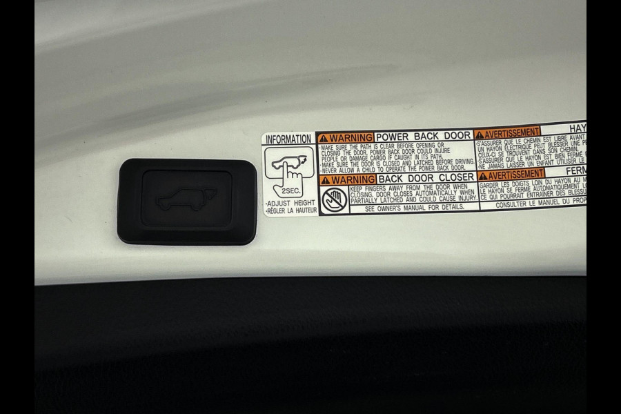 Toyota RAV4 2.5 Hybrid AWD Style(Perfect onderH, Navi, Camera, Parkeersensoren V+A, Cruise Con, Climate Con, Led, Etc)