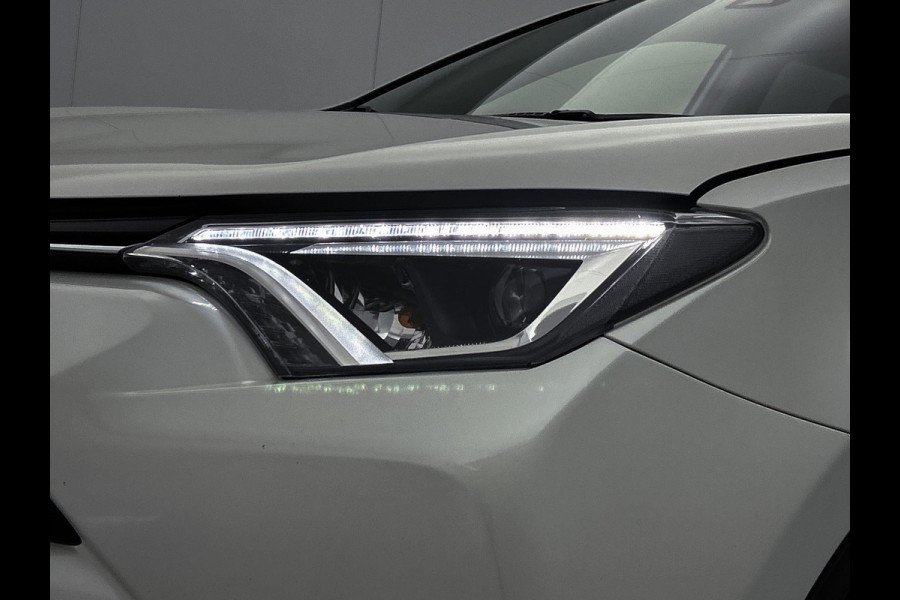 Toyota RAV4 2.5 Hybrid AWD Style(Perfect onderH, Navi, Camera, Parkeersensoren V+A, Cruise Con, Climate Con, Led, Etc)