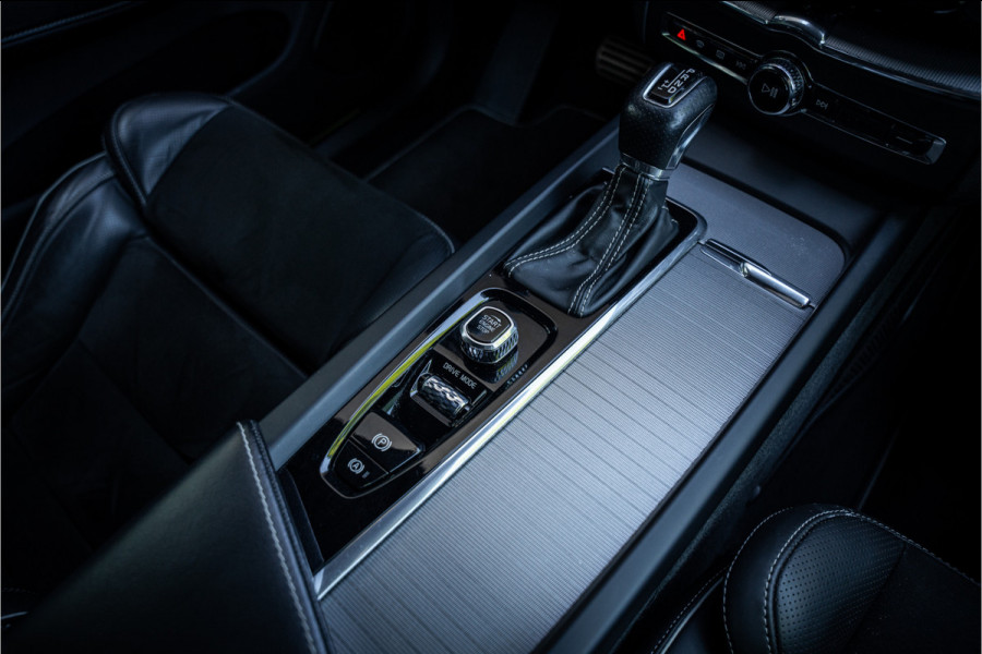 Volvo XC60 2.0 T5 R-Design Geartronic - Bussines Pack Connect - Winter-line
