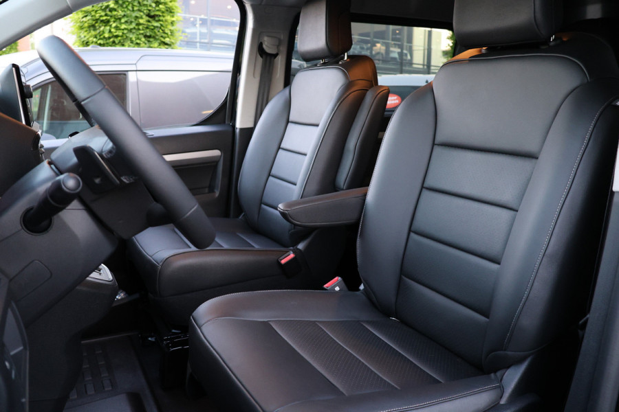 Peugeot Expert 2.0 BlueHDi 180PK L3 DC | 360 Camera | Lederen bekleding | CarPlay | Navigatie | Stoelverwarming | Stuurwielverwarming | Massage | Elek. stoel | Lane Assist |  Dodehoek detector | Dubbel Cabine