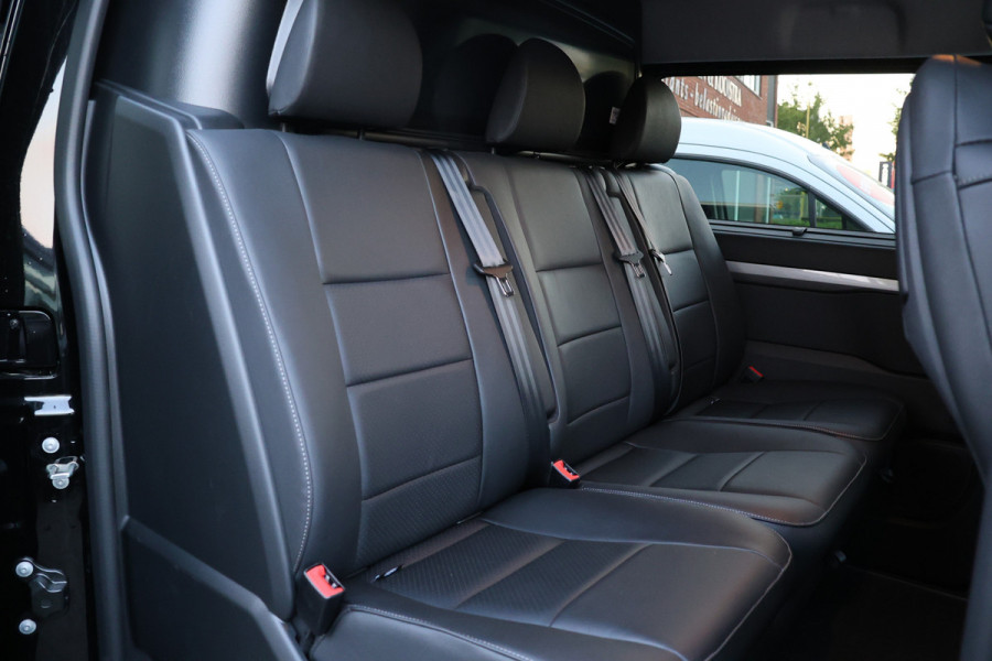 Peugeot Expert 2.0 BlueHDi 180PK L3 DC | 360 Camera | Lederen bekleding | CarPlay | Navigatie | Stoelverwarming | Stuurwielverwarming | Massage | Elek. stoel | Lane Assist |  Dodehoek detector | Dubbel Cabine