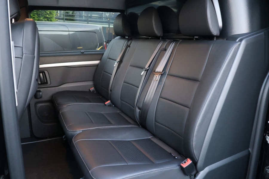 Peugeot Expert 2.0 BlueHDi 180PK L3 DC | 360 Camera | Lederen bekleding | CarPlay | Navigatie | Stoelverwarming | Stuurwielverwarming | Massage | Elek. stoel | Lane Assist |  Dodehoek detector | Dubbel Cabine