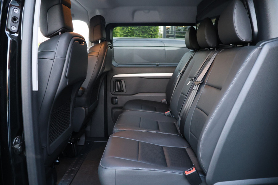 Peugeot Expert 2.0 BlueHDi 180PK L3 DC | 360 Camera | Lederen bekleding | CarPlay | Navigatie | Stoelverwarming | Stuurwielverwarming | Massage | Elek. stoel | Lane Assist |  Dodehoek detector | Dubbel Cabine