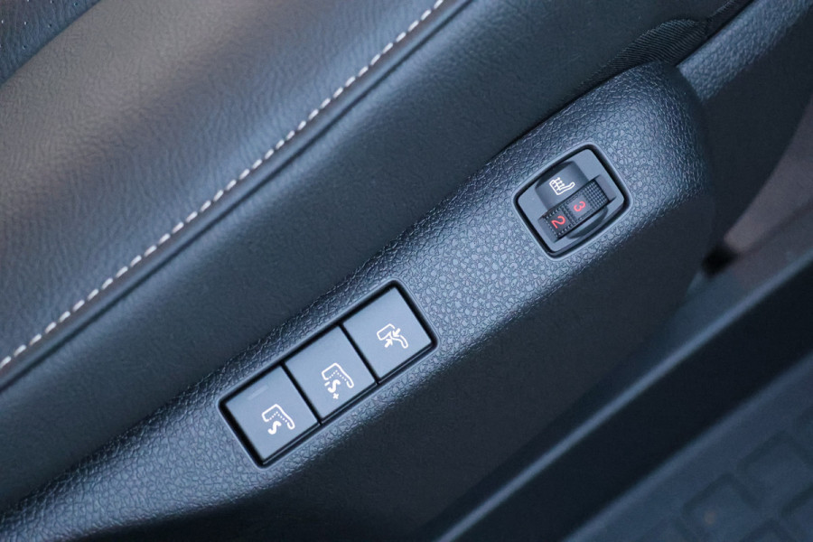 Peugeot Expert 2.0 BlueHDi 180PK L3 DC | 360 Camera | Lederen bekleding | CarPlay | Navigatie | Stoelverwarming | Stuurwielverwarming | Massage | Elek. stoel | Lane Assist |  Dodehoek detector | Dubbel Cabine