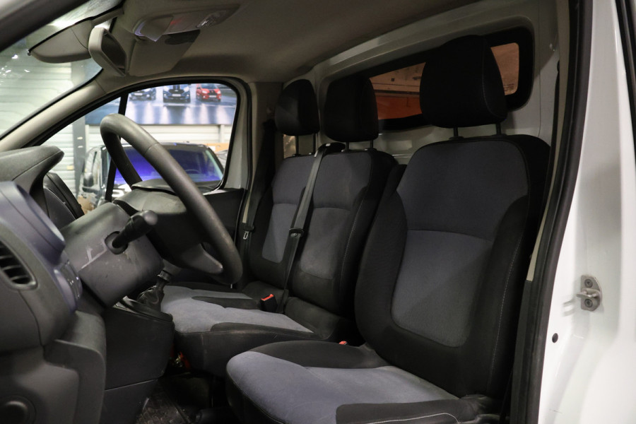 Opel Vivaro 1.6 CDTI L2H1 Sport EcoFlex | Camera | Cruise control | PDC | DAB | 3-Zitter | Airco | Euro 6 | NL Auto | NAP Logisch