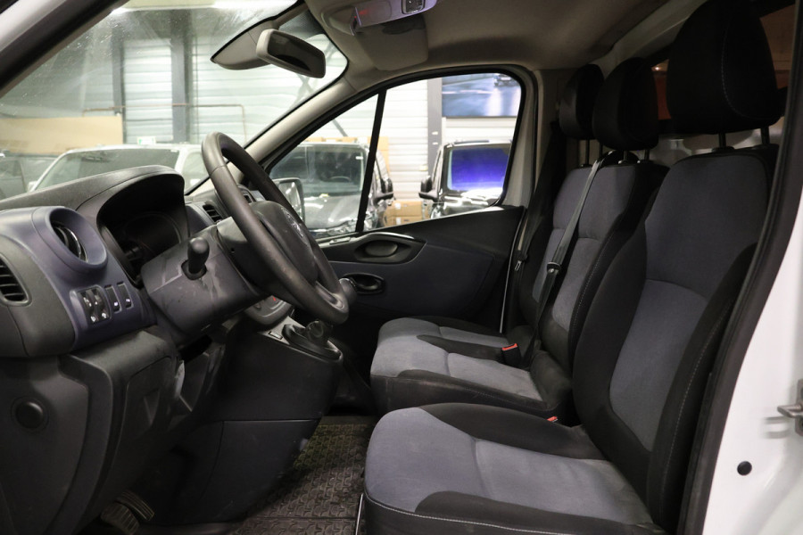 Opel Vivaro 1.6 CDTI L2H1 Sport EcoFlex | Camera | Cruise control | PDC | DAB | 3-Zitter | Airco | Euro 6 | NL Auto | NAP Logisch