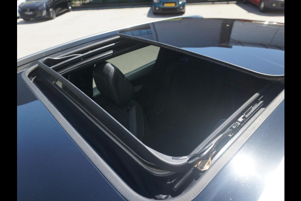 Peugeot 3008 1.6 HYbrid4 300 GT Panoramadak