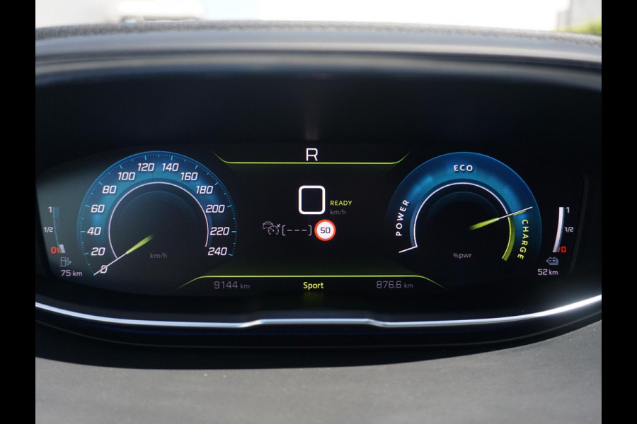 Peugeot 3008 1.6 HYbrid4 300 GT Panoramadak