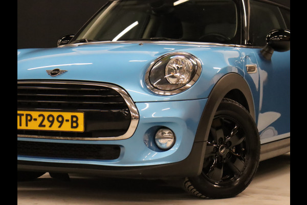 MINI Mini 1.5 Cooper [APPLE CARPLAY, SPORTSTUUR, NAVIGATIE, CRUISE CONTROL, AIRCO, NIEUWSTAAT]