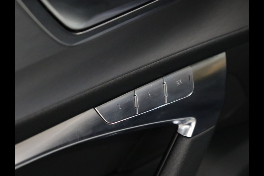 Audi A6 Avant 55 TFSI e quattro Competition [DIGITAL DASH, ADAPTIVE CRUISE CONTROL, CAMERA + TOP VIEUW, MEMORY SEATS, STOELMASSAGE, CLIMATE CONTROL, FLIPPERS,  STOELVERWARMING V+A, TREKHAAK, ELEK... ACHTERKLEP, NAVIGATIE, NIEUWSTAAT]