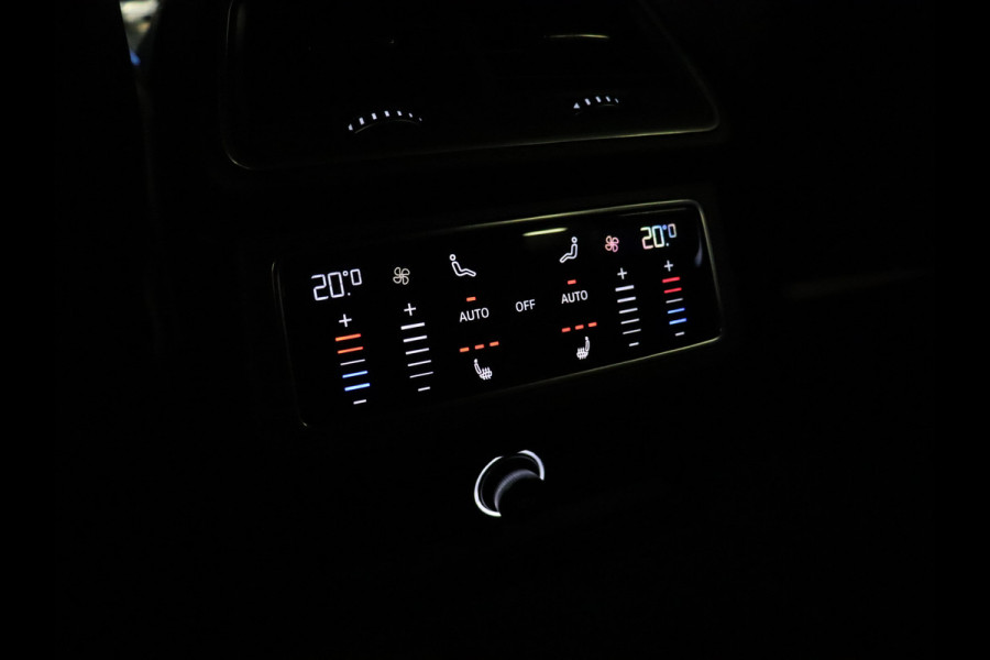 Audi A6 Avant 55 TFSI e quattro Competition [DIGITAL DASH, ADAPTIVE CRUISE CONTROL, CAMERA + TOP VIEUW, MEMORY SEATS, STOELMASSAGE, CLIMATE CONTROL, FLIPPERS,  STOELVERWARMING V+A, TREKHAAK, ELEK... ACHTERKLEP, NAVIGATIE, NIEUWSTAAT]