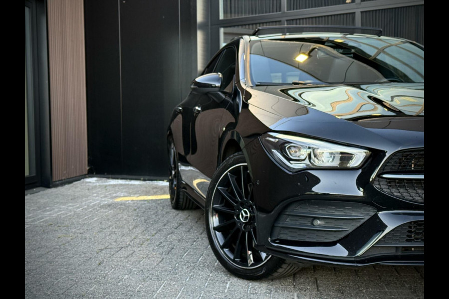 Mercedes-Benz CLA-Klasse 250 e AMG CLA250e Coupe Panoramadak|Keyless|Advanced sound|Sfeerverlichting|Night pakket