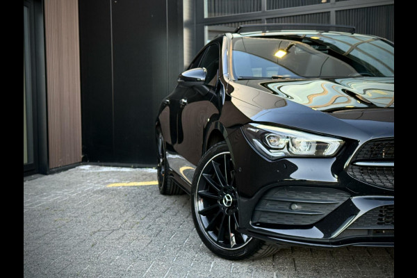 Mercedes-Benz CLA-Klasse 250 e AMG CLA250e Coupe Panoramadak|Keyless|Advanced sound|Sfeerverlichting|Night pakket