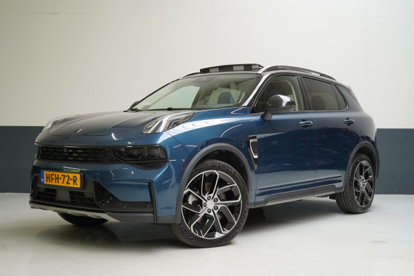 Lynk & Co 01 1.5 | Panoramadak | Navigatie | Apple CarPlay | Camera | Memory