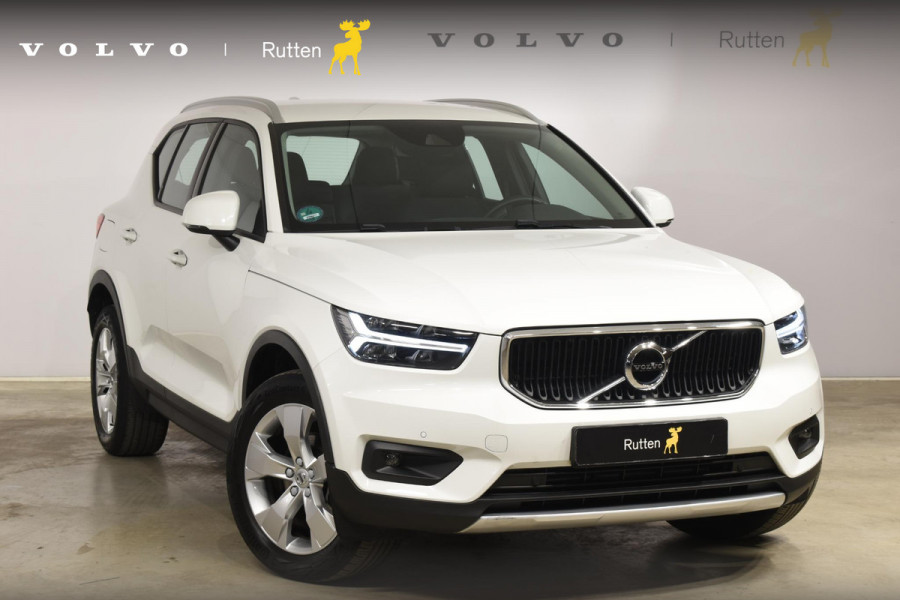 Volvo XC40 T2 129PK Business Pro / Navigatie / Parkeersensoren + Camera / Adaptieve Cruise Control / Stuur-Stoelverwarming / Elektrische Achterklep / LM Velgen