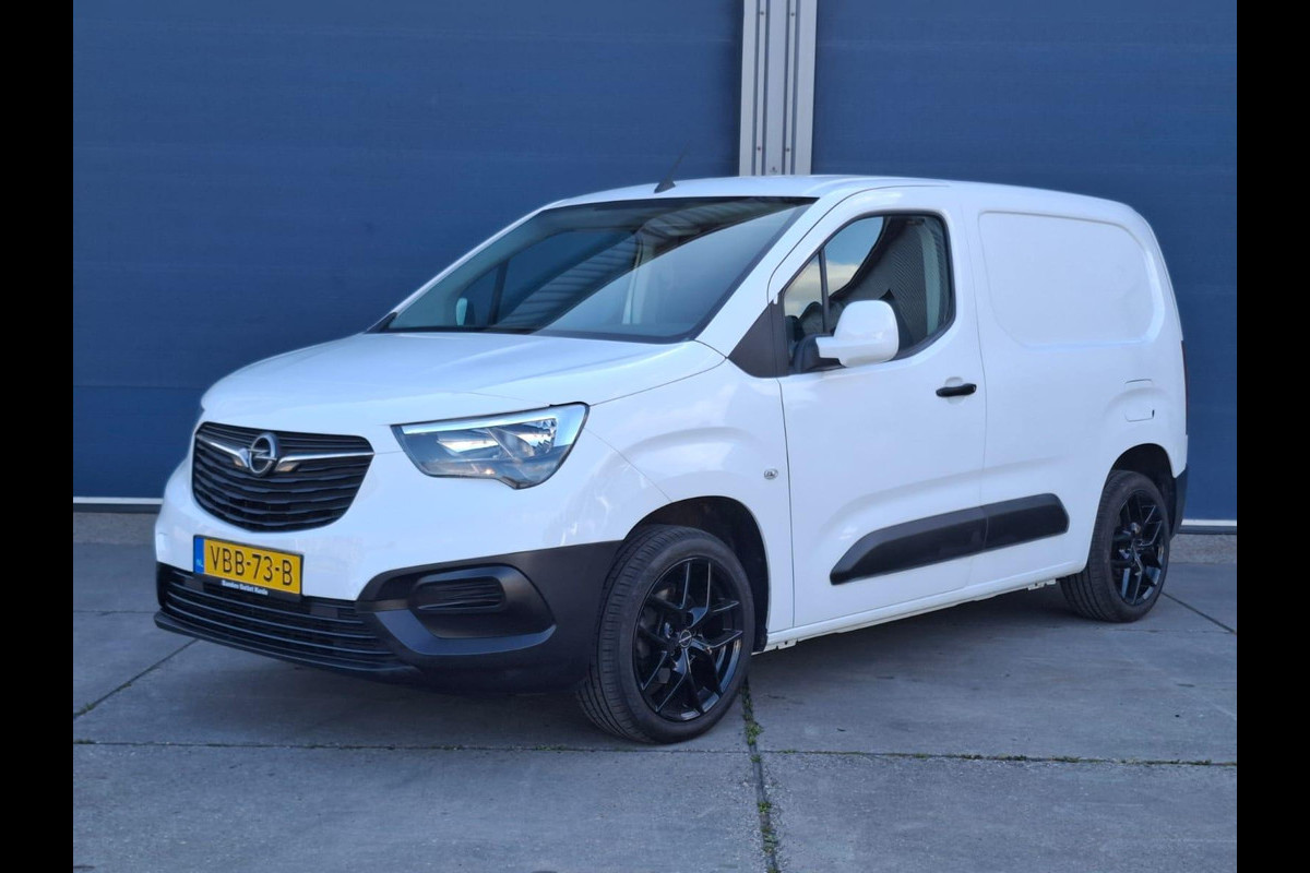 Opel Combo 1.6D L1H1 Edition AIRCO / CRUISE CONTROLE / EURO 6 / N.A.P Opel Combo 1.6D L1H1 Edition AIRCO / CRUISE CONTROLE / EURO 6 / N.A.P