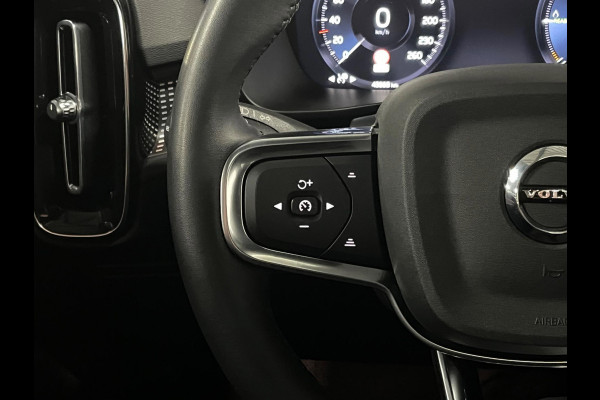 Volvo XC40 Recharge R-Design T4 | Open dak | Adapt. Cruise | Camera | Stoel-/Stuur verwarming