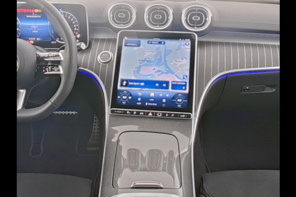 Mercedes-Benz C-Klasse Estate 300 e AMG Plug-In Hybride | Edition AMG-Line | Night Pakket | Trekhaak | Panorama Schuif-Kanteldak | Digital Licht | DC Laden | Stuur en Stoelverwarming | Inclusief 24 maanden MB Certified garantie voor Europa.